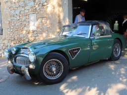 AUSTIN HEALEY BJ8 